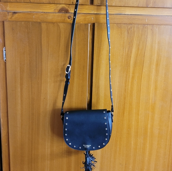 Handbags 👜 - Picture 2 of 4